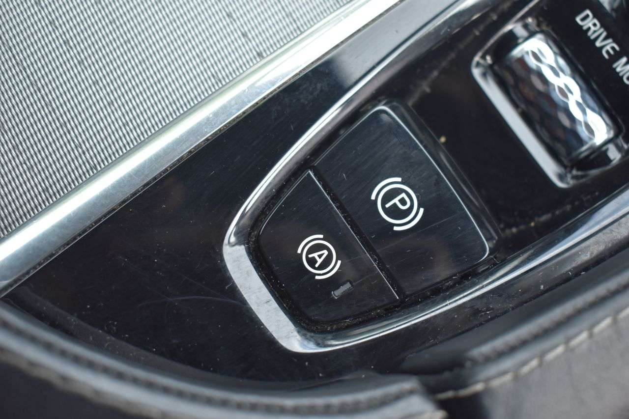 2018 VOLVO S90 2018 VOLVO S90