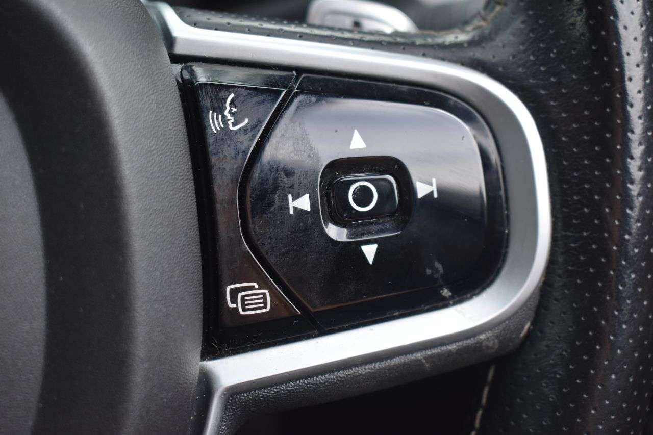 2018 VOLVO S90 2018 VOLVO S90