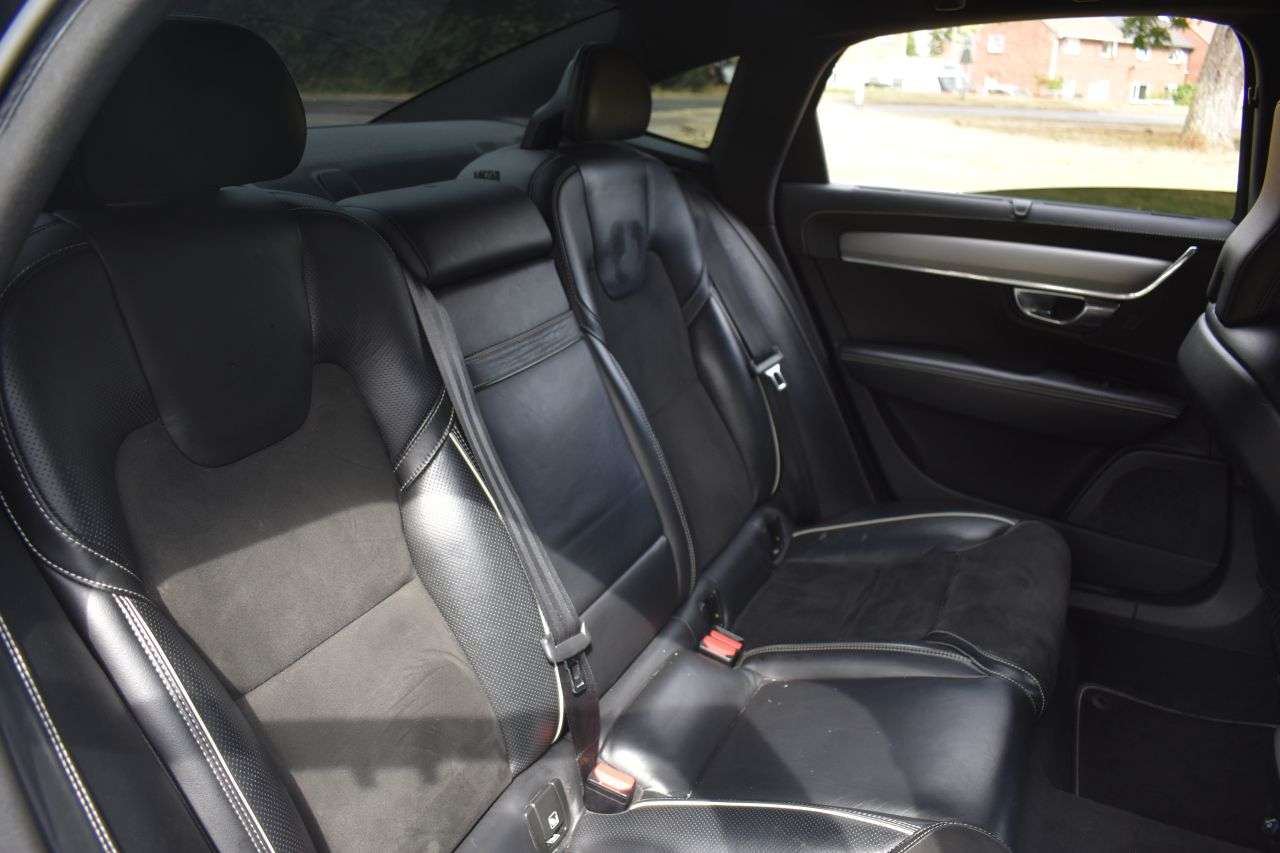 2018 VOLVO S90 2018 VOLVO S90