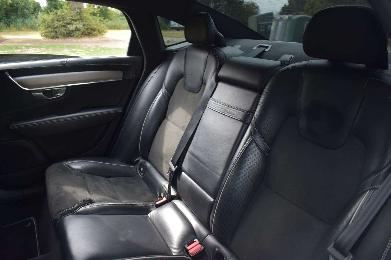 2018 VOLVO S90 2018 VOLVO S90