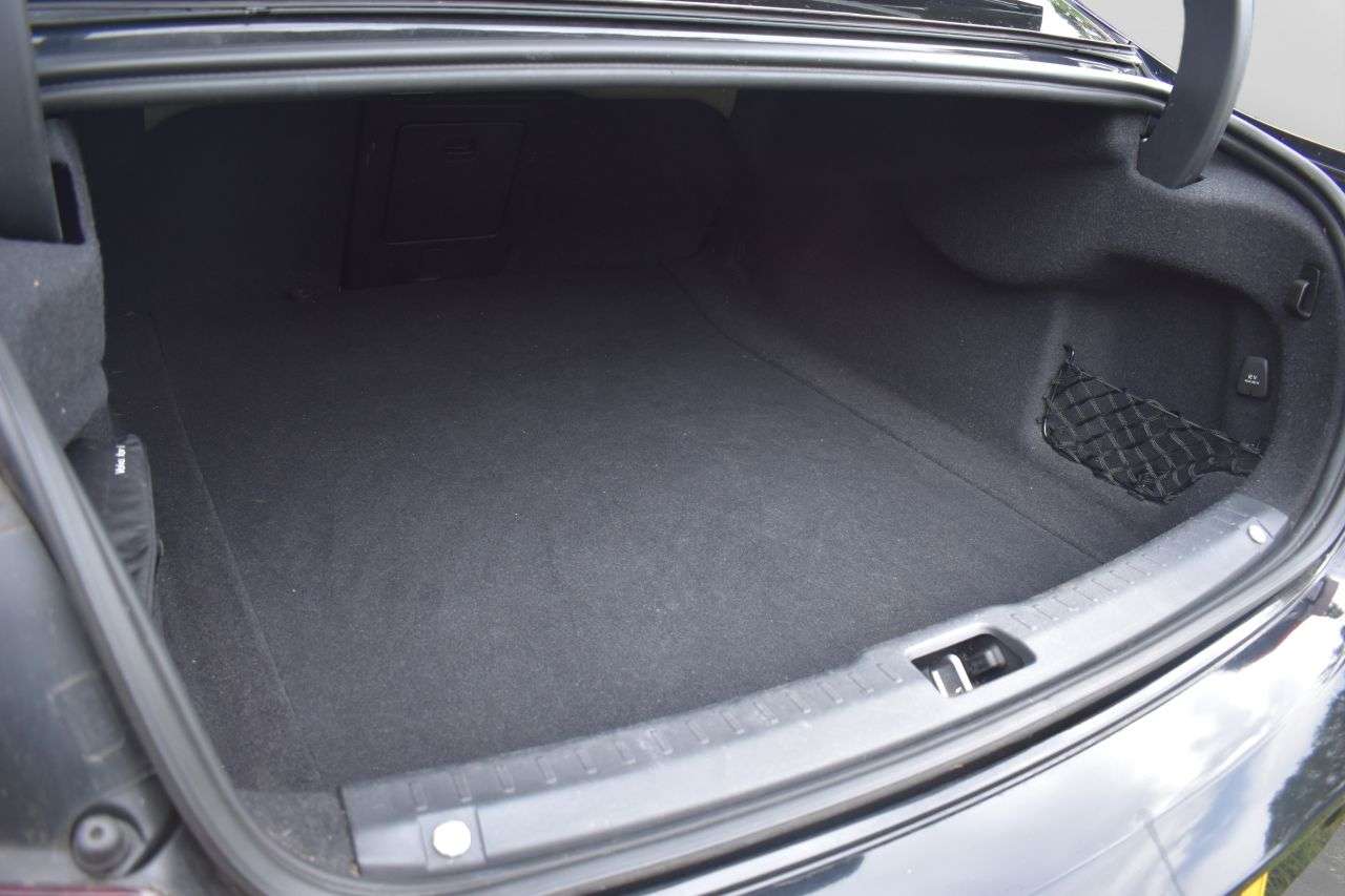 2018 VOLVO S90 2018 VOLVO S90