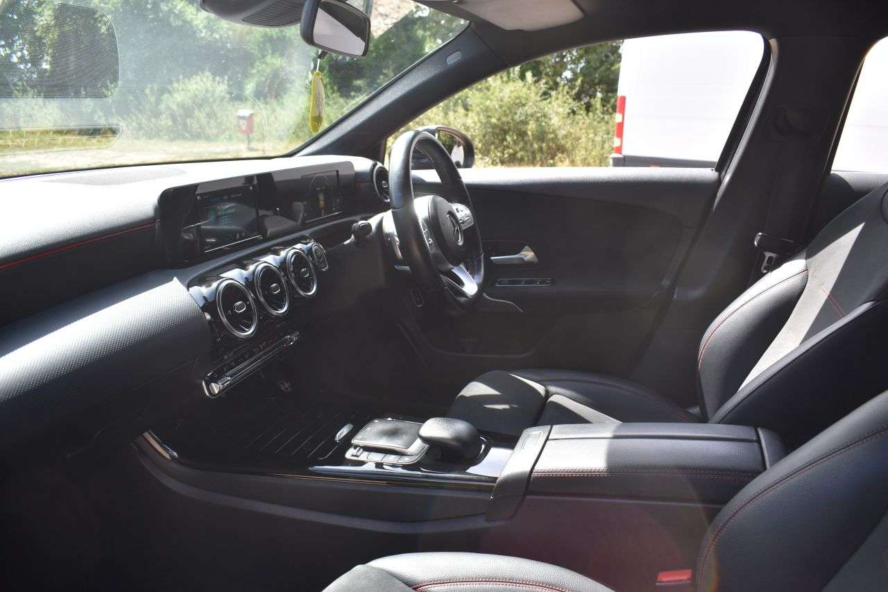 2020 MERCEDES-BENZ A CLASS 2020 MERCEDES-BENZ A CLASS