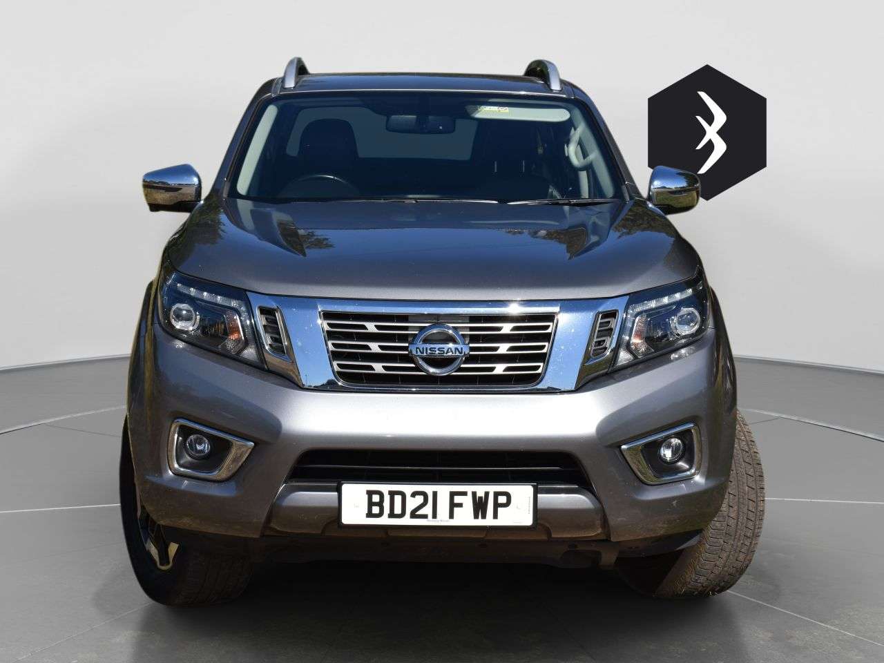 A 2021 NISSAN NAVARA 2.3 dCi Tekna Pickup Double Cab 4dr Diesel Auto 4WD Euro 6 (190 ps) ***128 A 2021 NISSAN NAVARA 2.3 dCi Tekna Pickup Double Cab 4dr Diesel Auto 4WD Euro 6 (190 ps) ***128