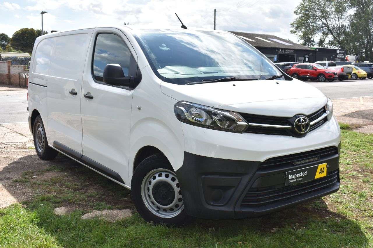 2017 TOYOTA PROACE 2017 TOYOTA PROACE