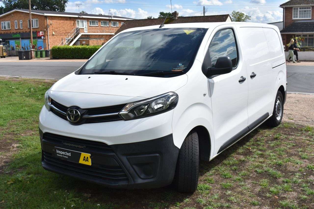 2017 TOYOTA PROACE 2017 TOYOTA PROACE