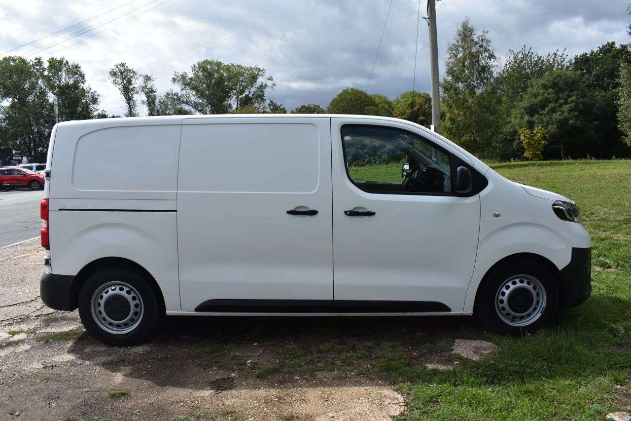 2017 TOYOTA PROACE 2017 TOYOTA PROACE