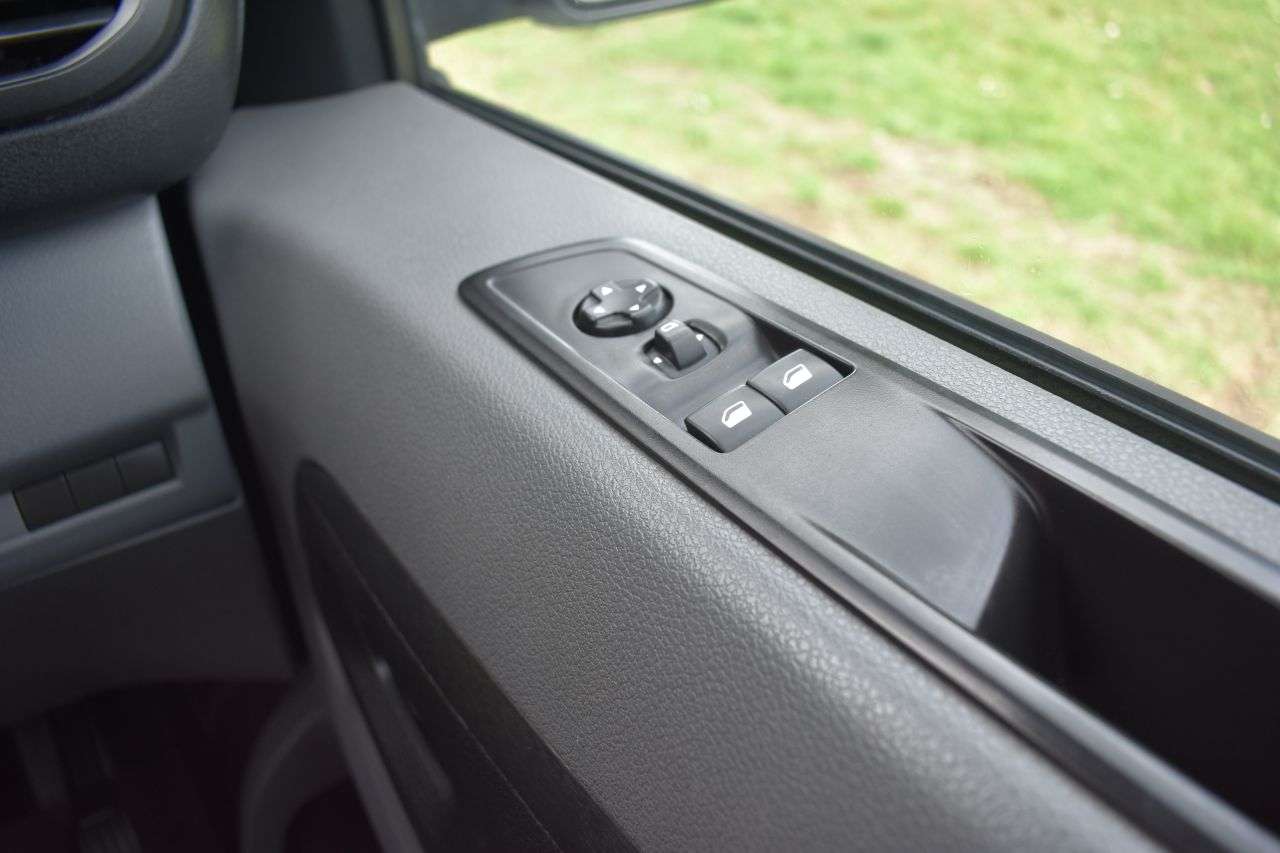 2017 TOYOTA PROACE 2017 TOYOTA PROACE
