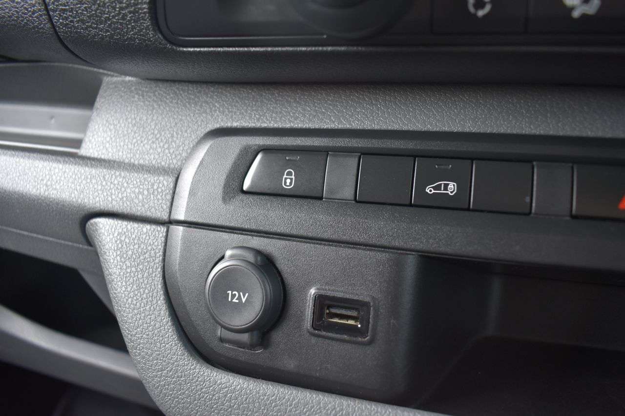 2017 TOYOTA PROACE 2017 TOYOTA PROACE