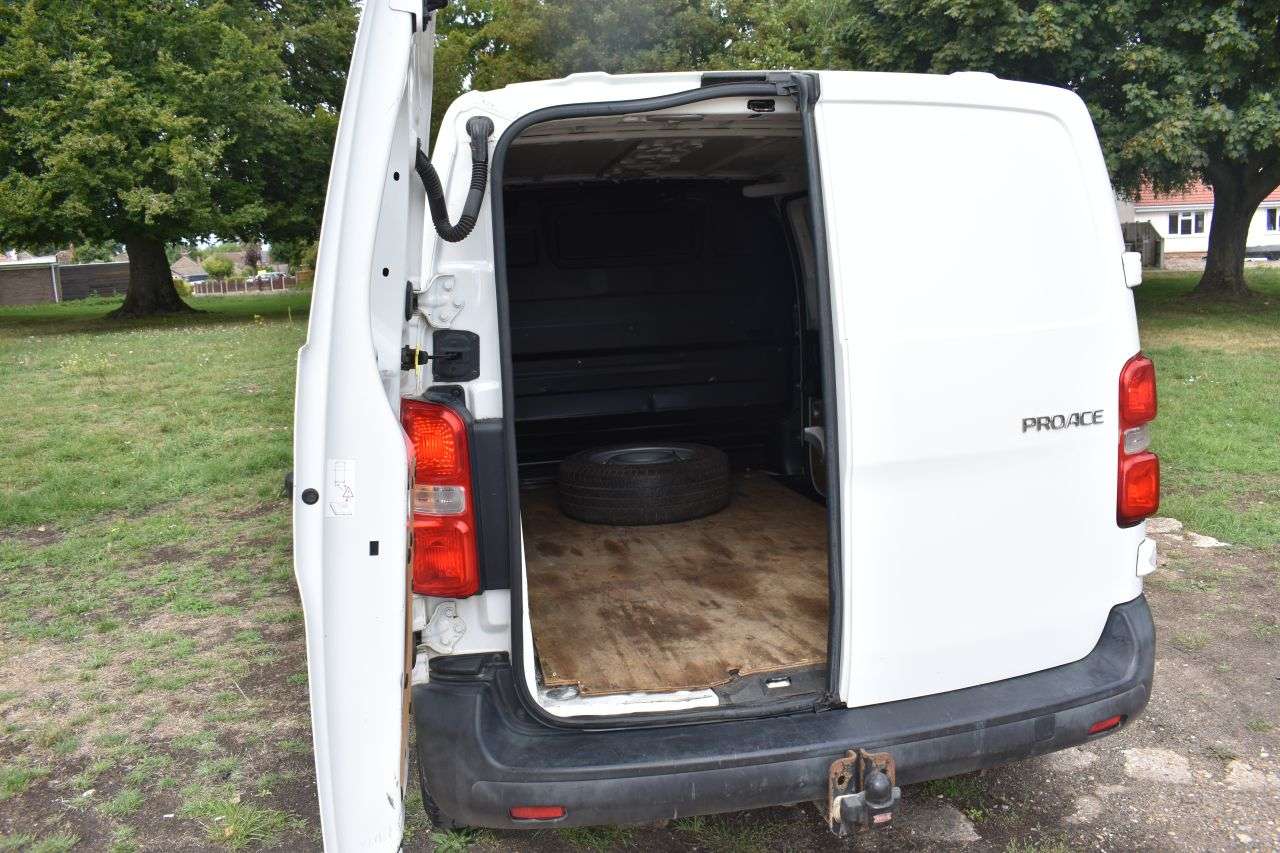 2017 TOYOTA PROACE 2017 TOYOTA PROACE
