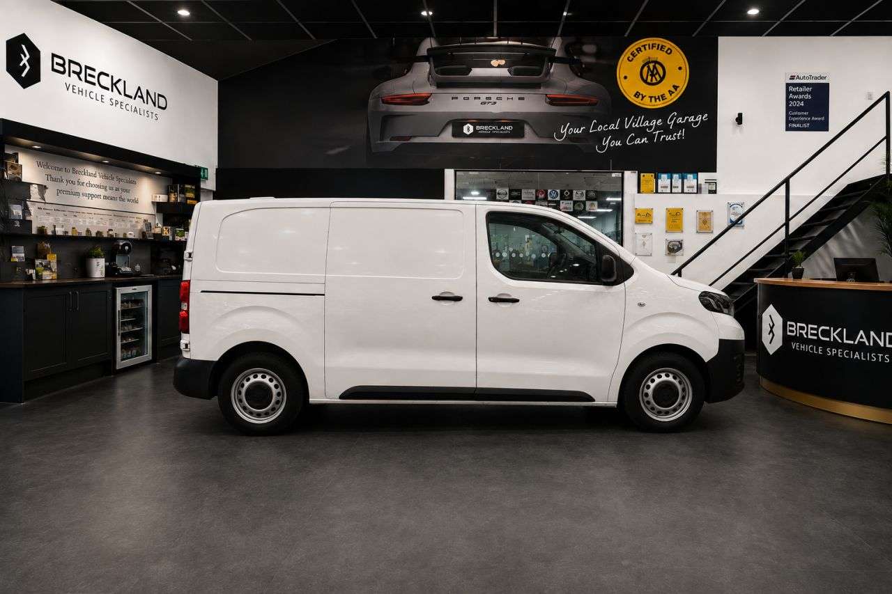 2017 TOYOTA PROACE 2017 TOYOTA PROACE