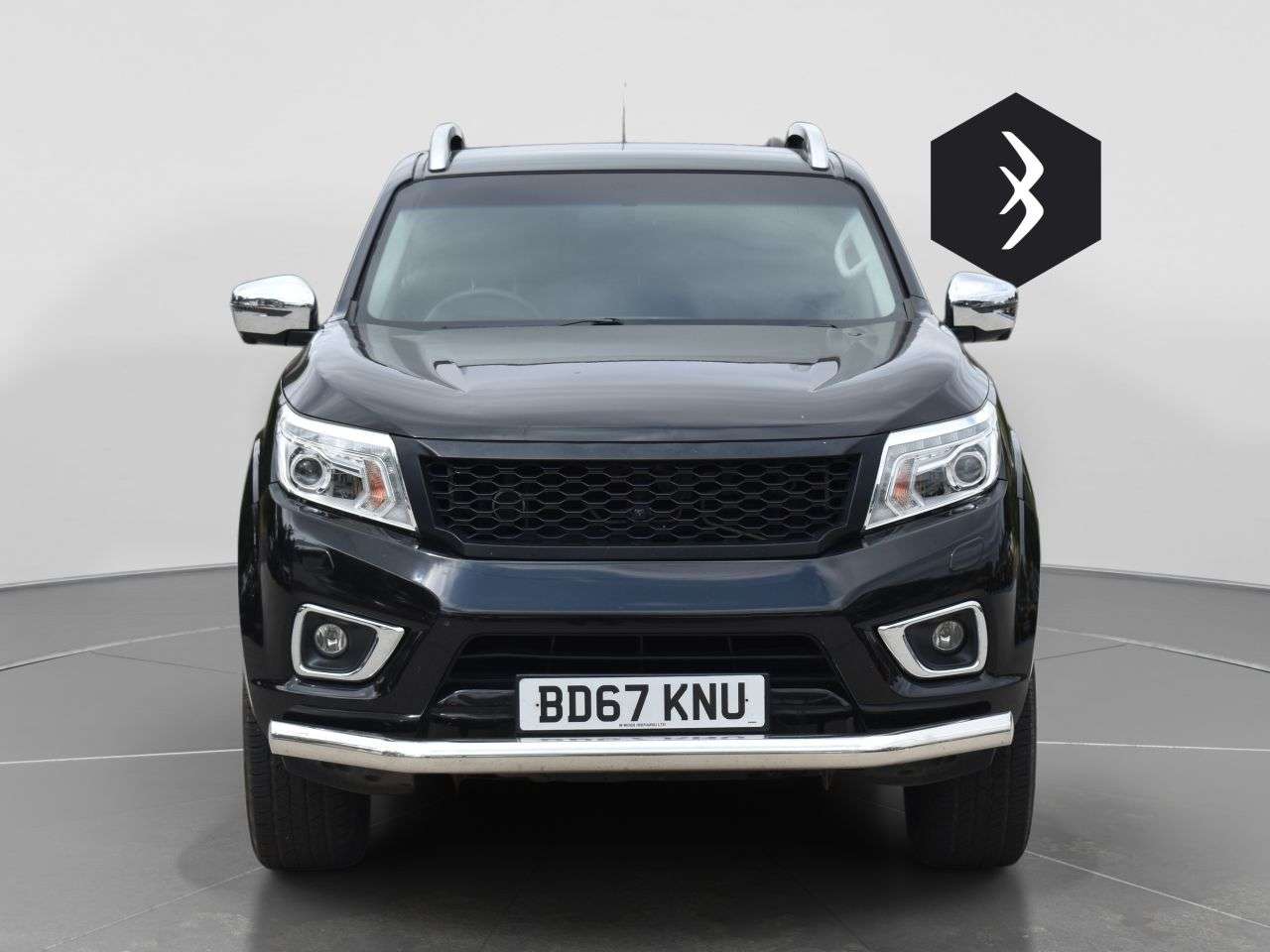 A 2017 NISSAN NAVARA 2.3 dCi Tekna Pickup Double Cab 4dr Diesel Auto 4WD Euro 6 (190 ps) ***128 A 2017 NISSAN NAVARA 2.3 dCi Tekna Pickup Double Cab 4dr Diesel Auto 4WD Euro 6 (190 ps) ***128