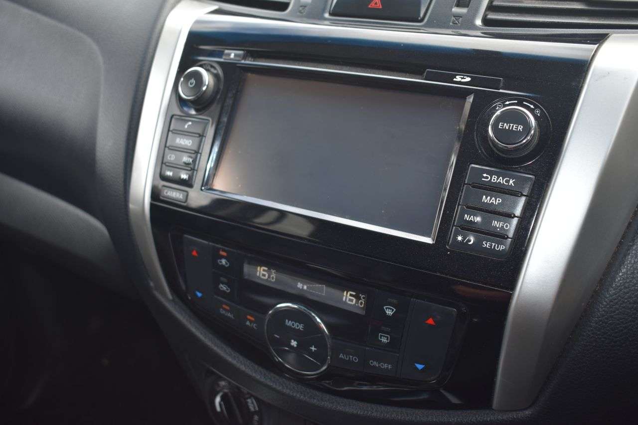 2017 NISSAN NAVARA 2017 NISSAN NAVARA