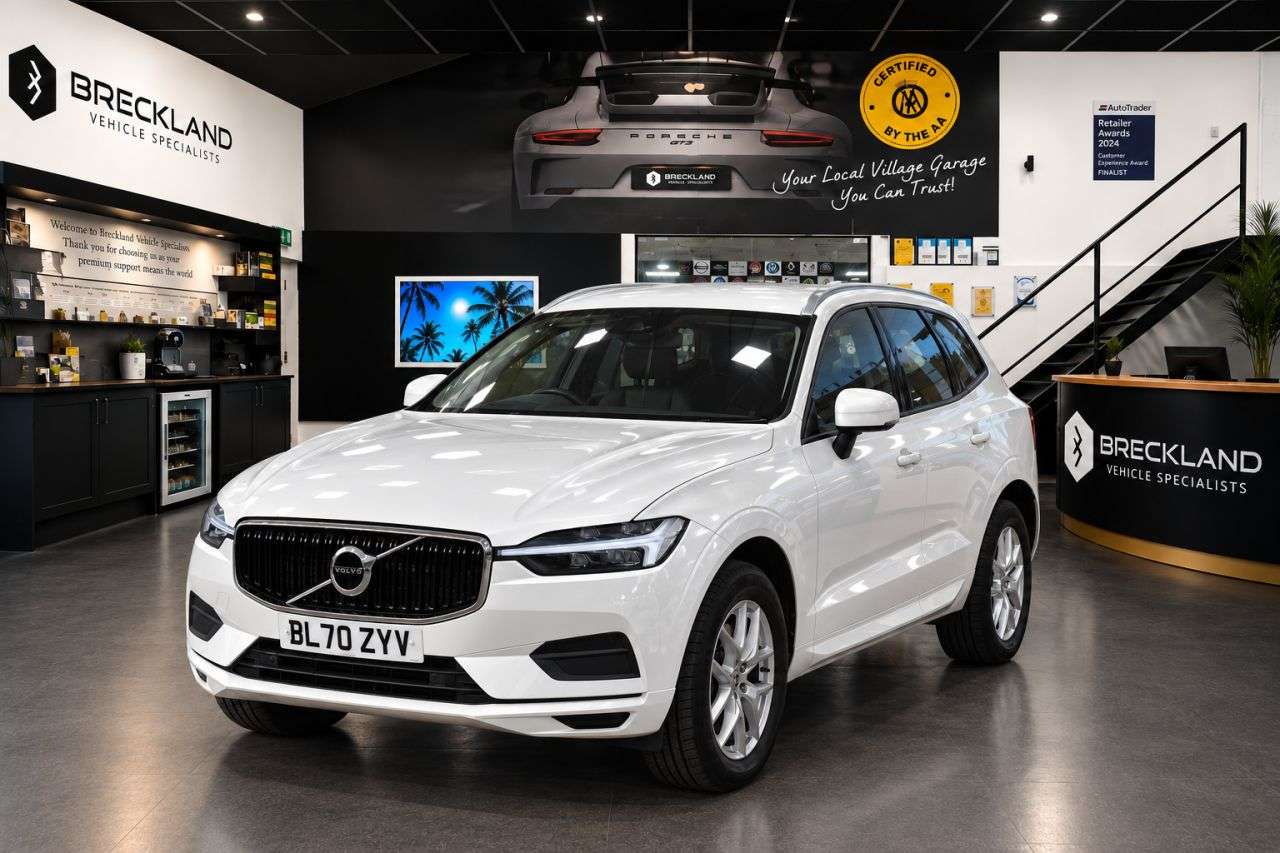 A 2021 VOLVO XC60 2.0 B4 MHEV Momentum SUV 5dr Diesel Hybrid Auto Euro 6 (s/s) (197 ps) ***12 A 2021 VOLVO XC60 2.0 B4 MHEV Momentum SUV 5dr Diesel Hybrid Auto Euro 6 (s/s) (197 ps) ***12
