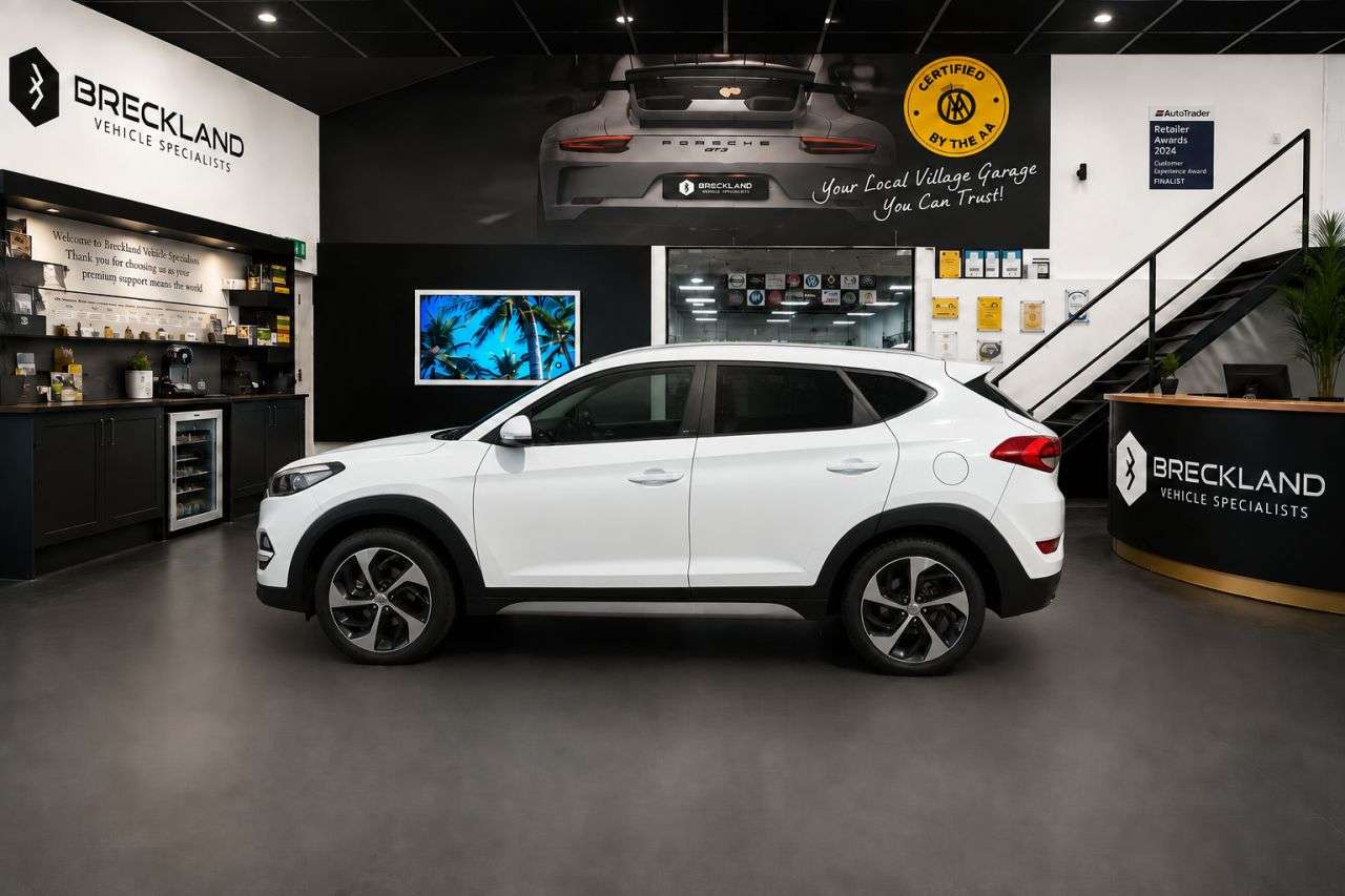 A 2018 HYUNDAI TUCSON 1.6 T-GDi Sport Edition SUV 5dr Petrol Manual Euro 6 (177 ps) ***128 AA CHE A 2018 HYUNDAI TUCSON 1.6 T-GDi Sport Edition SUV 5dr Petrol Manual Euro 6 (177 ps) ***128 AA CHE