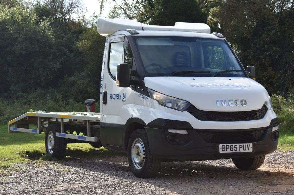 A 2016 IVECO DAILY 35S11 A 2016 IVECO DAILY 35S11