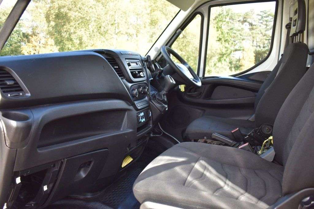 2016 IVECO DAILY 2016 IVECO DAILY