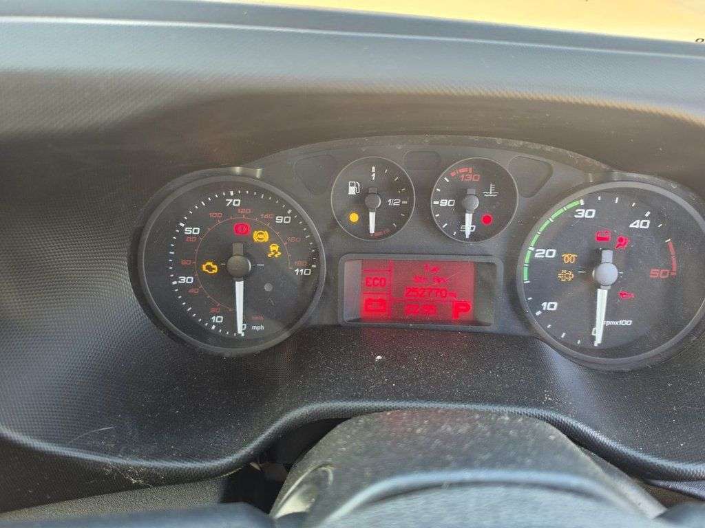 2016 IVECO DAILY 2016 IVECO DAILY