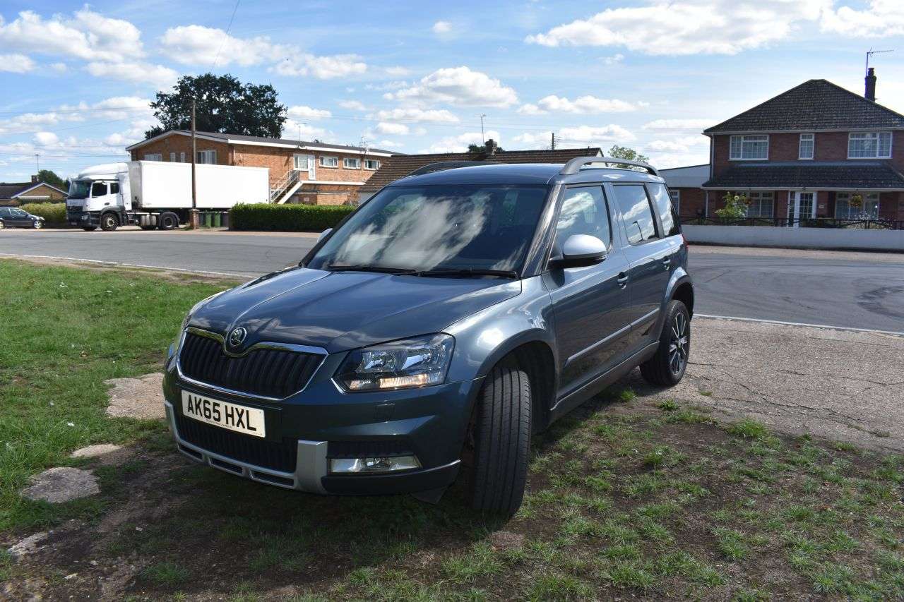 2015 SKODA YETI 2015 SKODA YETI