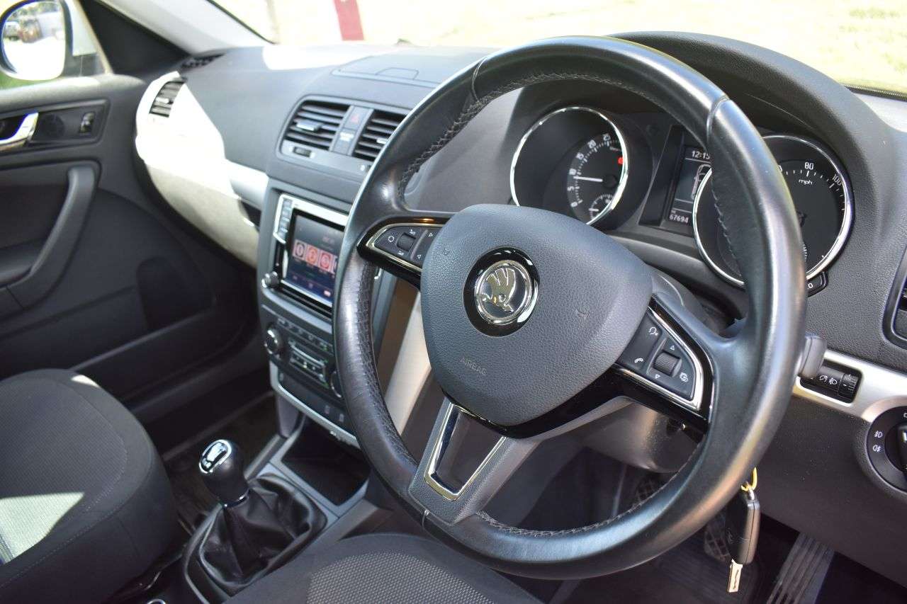 2015 SKODA YETI 2015 SKODA YETI