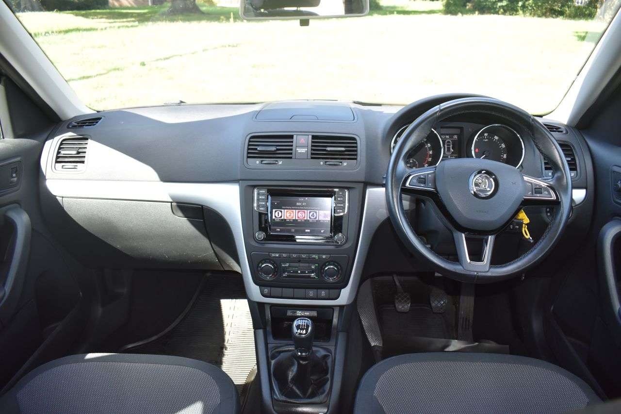 2015 SKODA YETI 2015 SKODA YETI