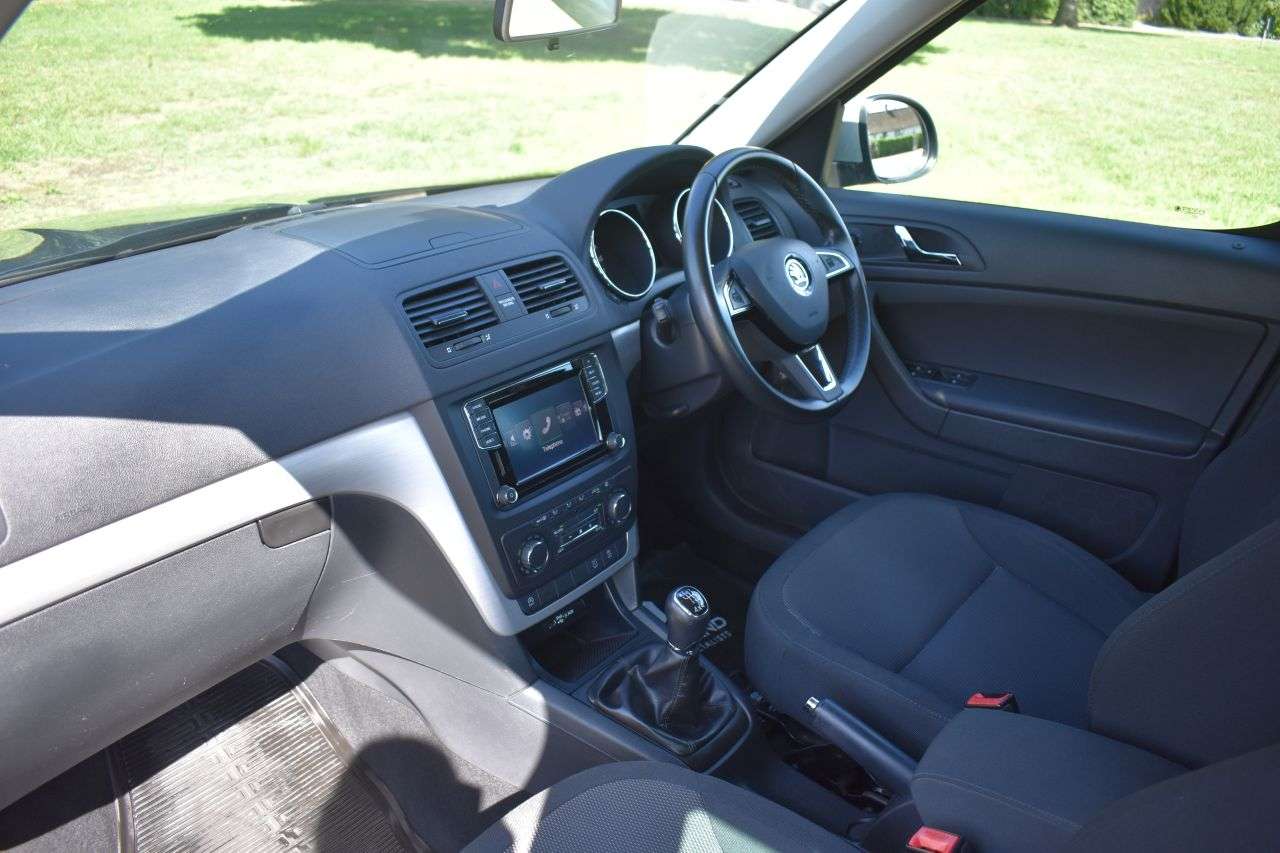 2015 SKODA YETI 2015 SKODA YETI