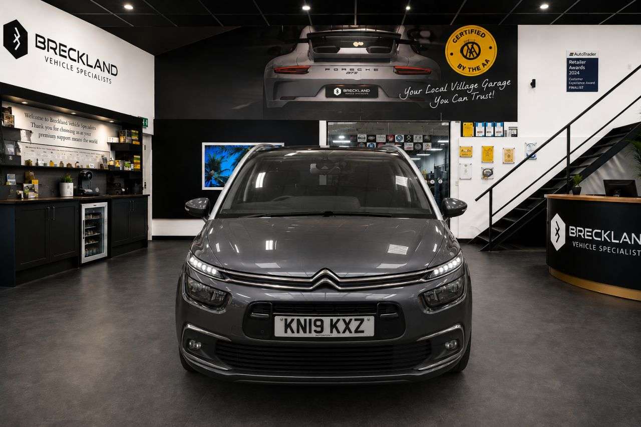 A 2019 CITROEN GRAND C4 SPACETOURER 2.0 BlueHDi Flair MPV 5dr Diesel EAT8 Euro 6 (s/s) (160 ps) ***128 AA CHECK A 2019 CITROEN GRAND C4 SPACETOURER 2.0 BlueHDi Flair MPV 5dr Diesel EAT8 Euro 6 (s/s) (160 ps) ***128 AA CHECK
