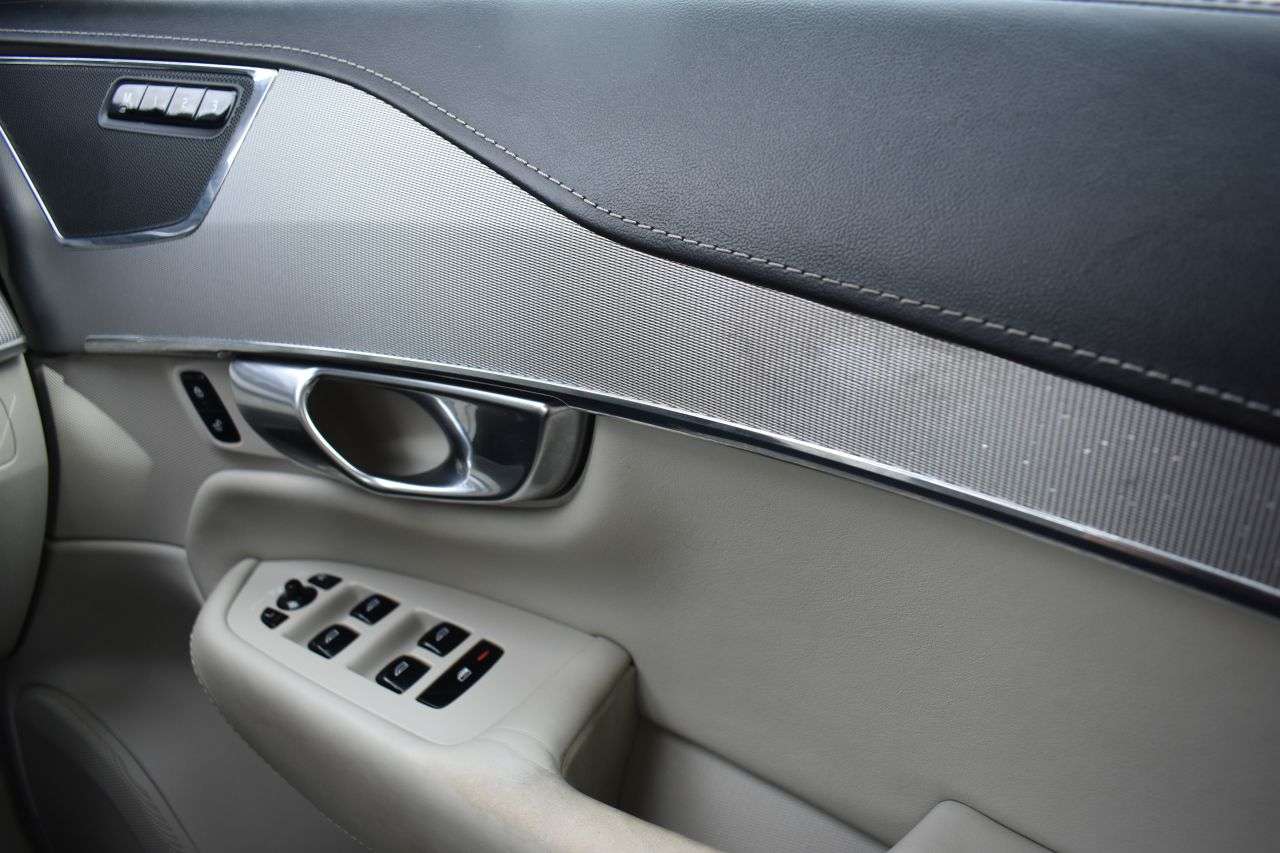 2016 VOLVO XC90 2016 VOLVO XC90
