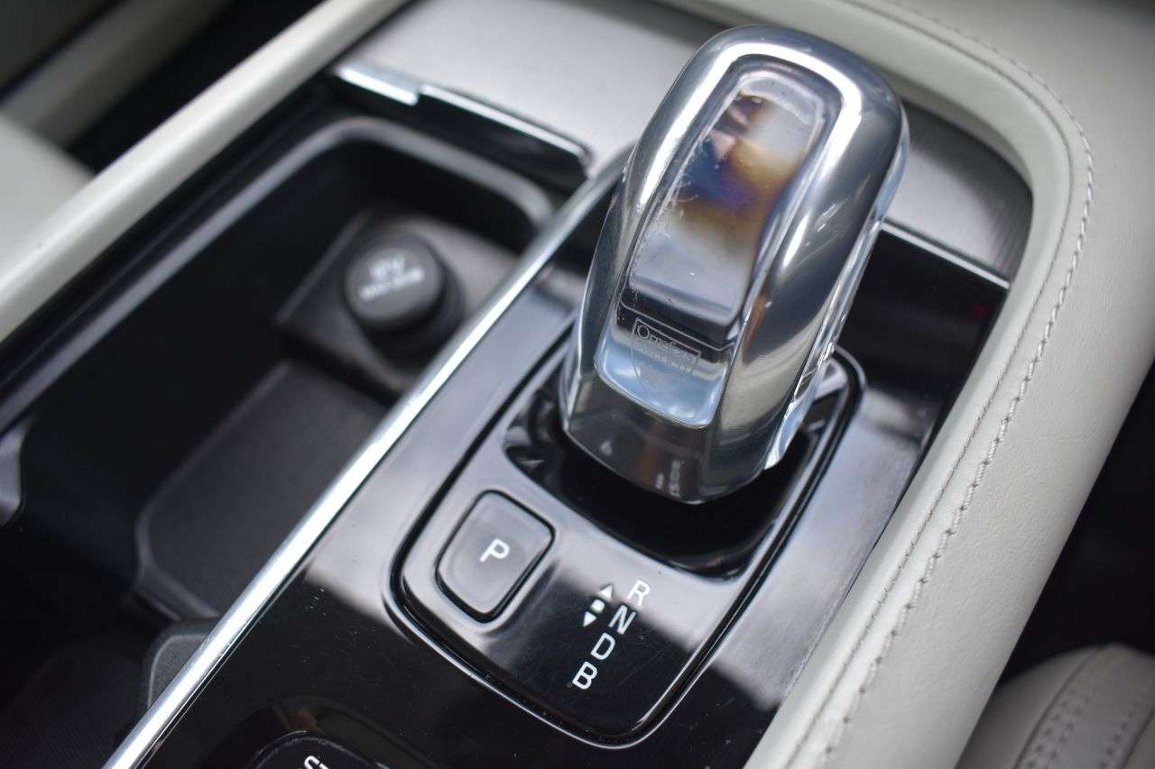 2016 VOLVO XC90 2016 VOLVO XC90