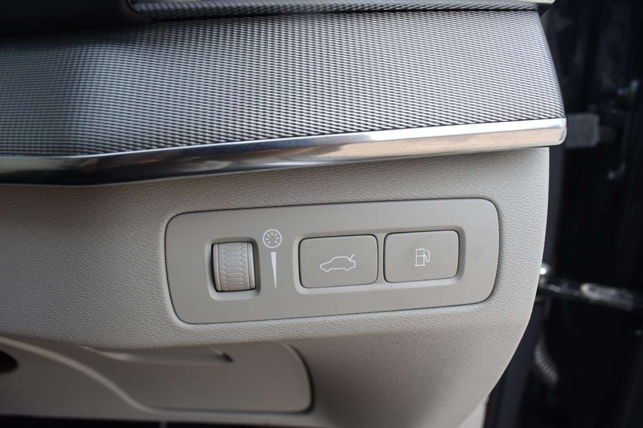 2016 VOLVO XC90 2016 VOLVO XC90
