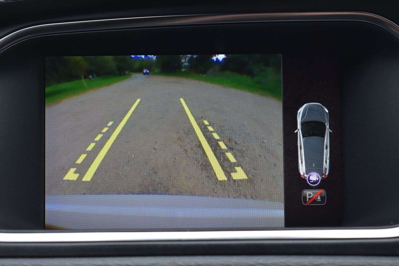 2019 VOLVO V40 2019 VOLVO V40