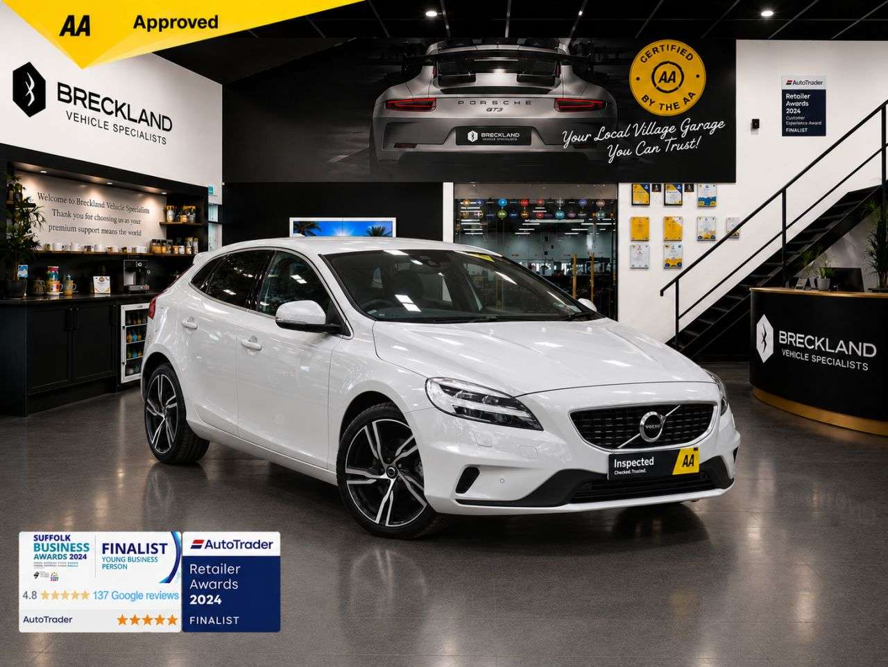 A 2019 VOLVO V40 2.0 T3 R-Design Edition Hatchback 5dr Petrol Manual Euro 6 (s/s) (152 ps) * A 2019 VOLVO V40 2.0 T3 R-Design Edition Hatchback 5dr Petrol Manual Euro 6 (s/s) (152 ps) *