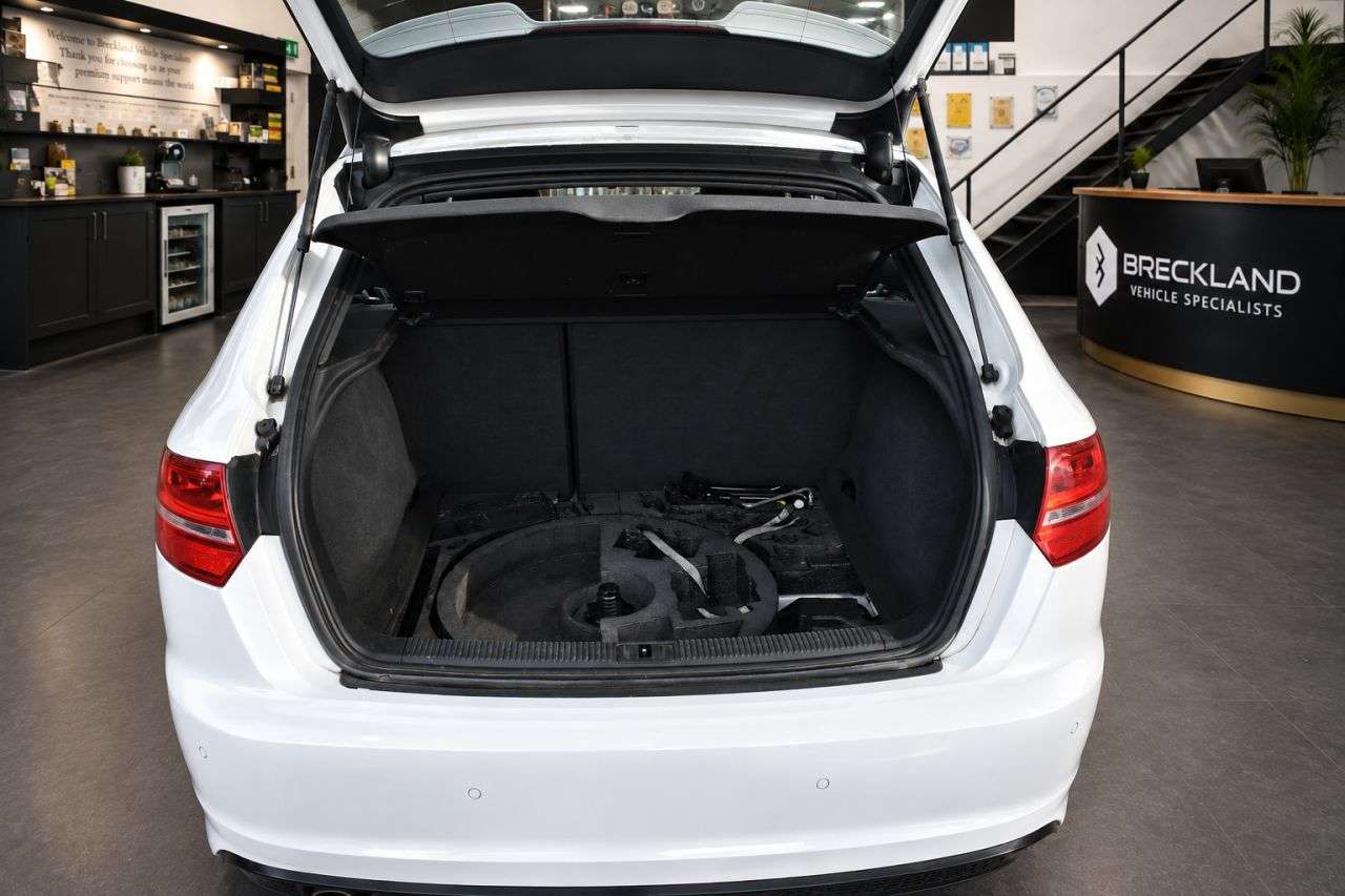 2011 AUDI RS3 2011 AUDI RS3
