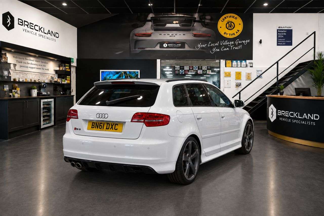 2011 AUDI RS3 2011 AUDI RS3