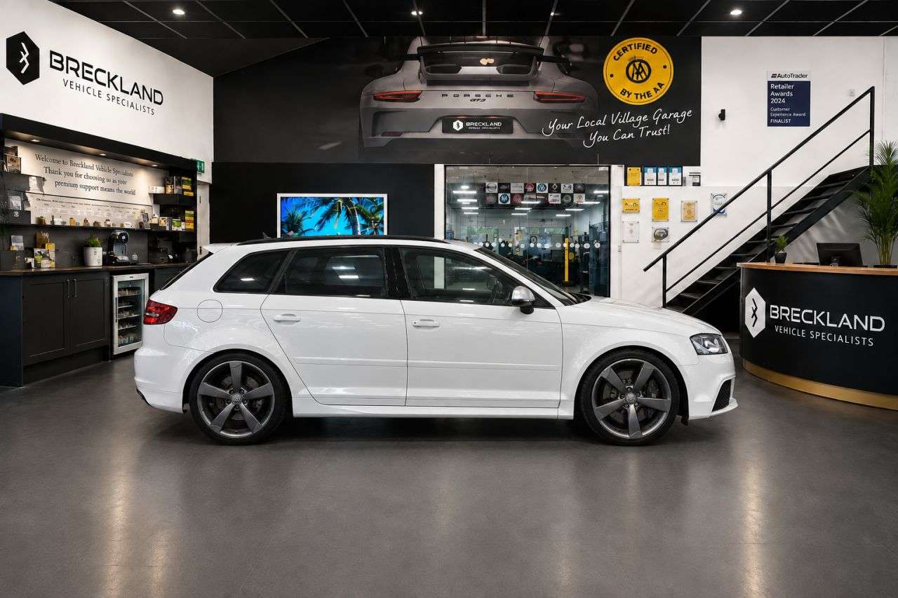 2011 AUDI RS3 2011 AUDI RS3