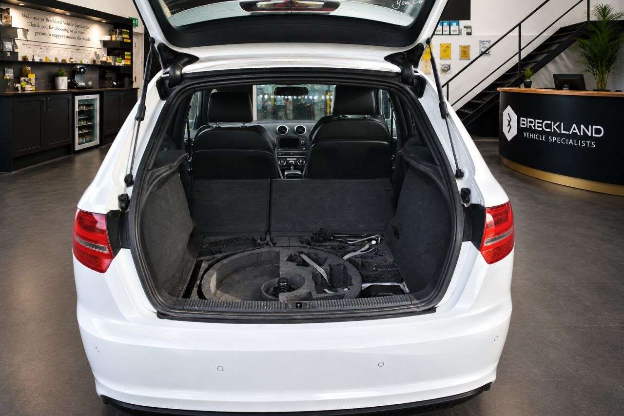 2011 AUDI RS3 2011 AUDI RS3