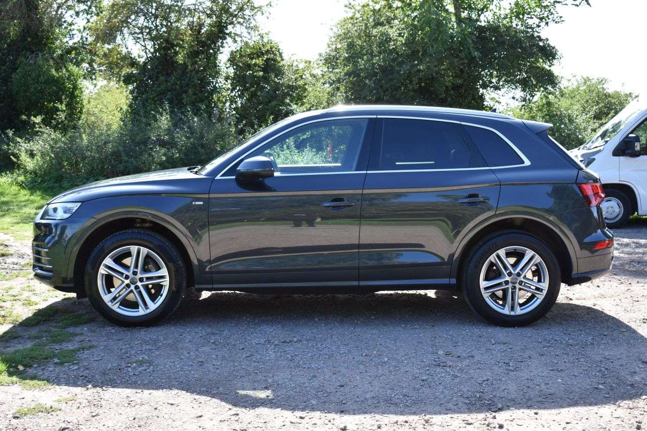 2017 AUDI Q5 2017 AUDI Q5