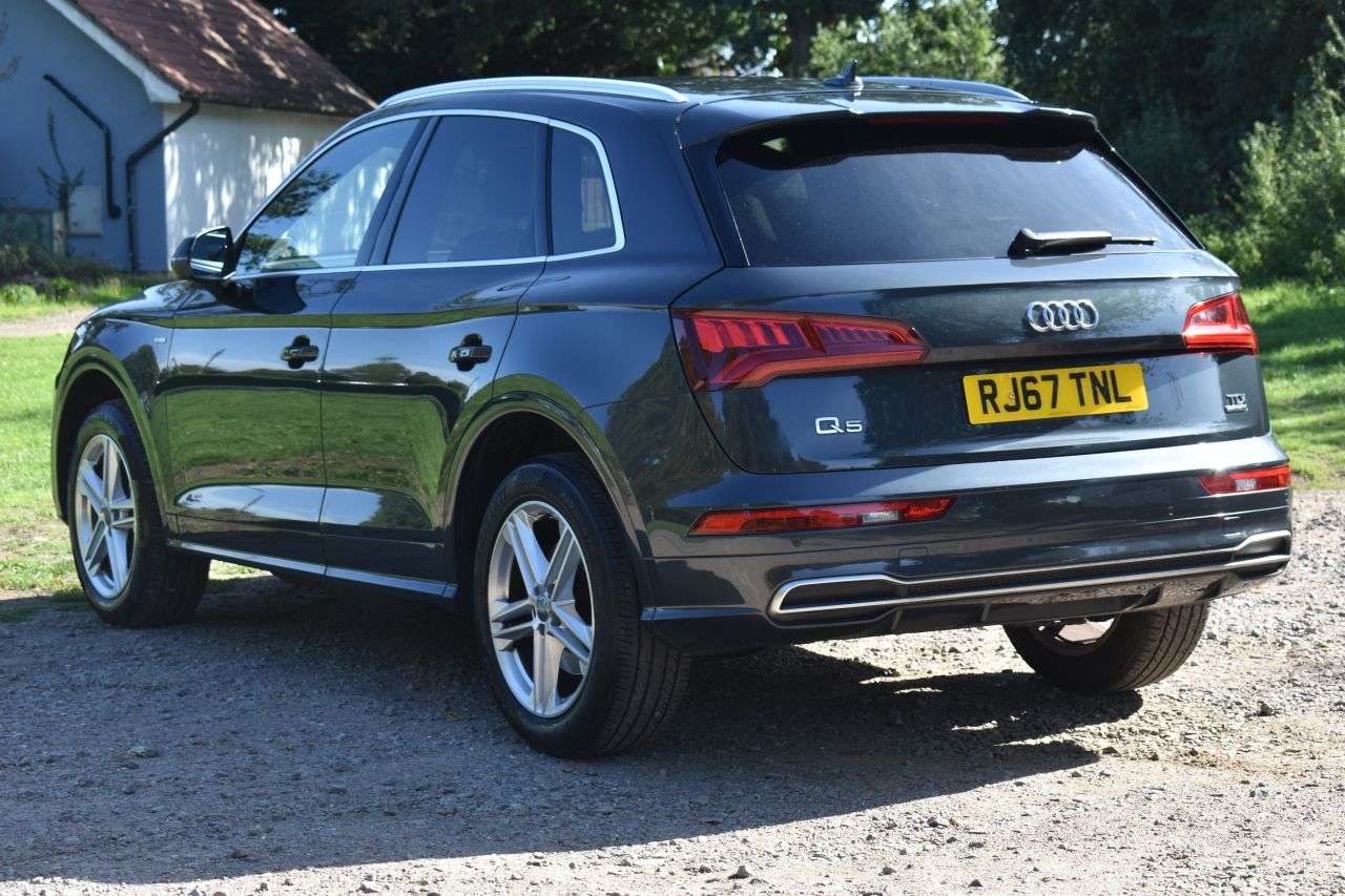 2017 AUDI Q5 2017 AUDI Q5
