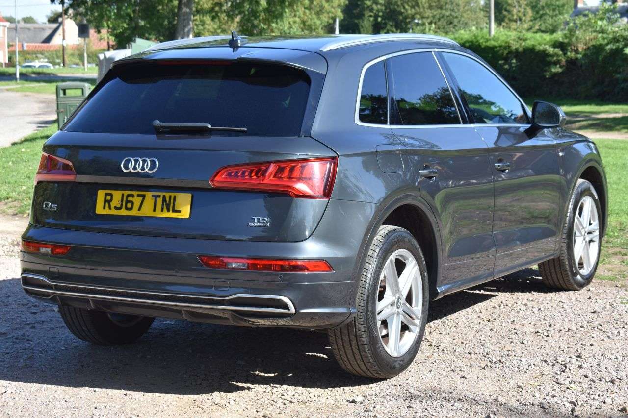 2017 AUDI Q5 2017 AUDI Q5