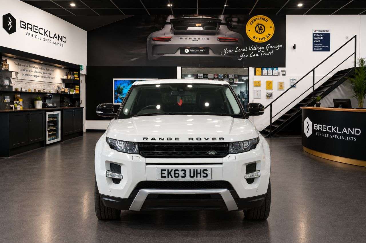 A 2013 LAND ROVER RANGE ROVER EVOQUE 2.2 SD4 Dynamic SUV 5dr Diesel Auto 4WD Euro 5 (s/s) (190 ps) ***128 AA CHE A 2013 LAND ROVER RANGE ROVER EVOQUE 2.2 SD4 Dynamic SUV 5dr Diesel Auto 4WD Euro 5 (s/s) (190 ps) ***128 AA CHE