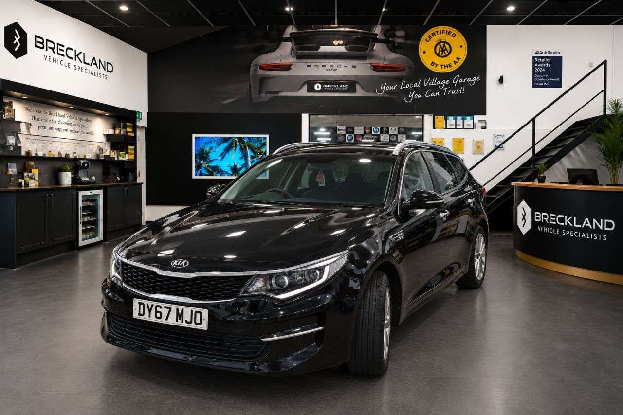 A 2017 KIA OPTIMA 1.7 CRDi 2 Sportswagon 5dr Diesel Manual Euro 6 (s/s) (139 bhp) ***12 MONTH A 2017 KIA OPTIMA 1.7 CRDi 2 Sportswagon 5dr Diesel Manual Euro 6 (s/s) (139 bhp) ***12 MONTH