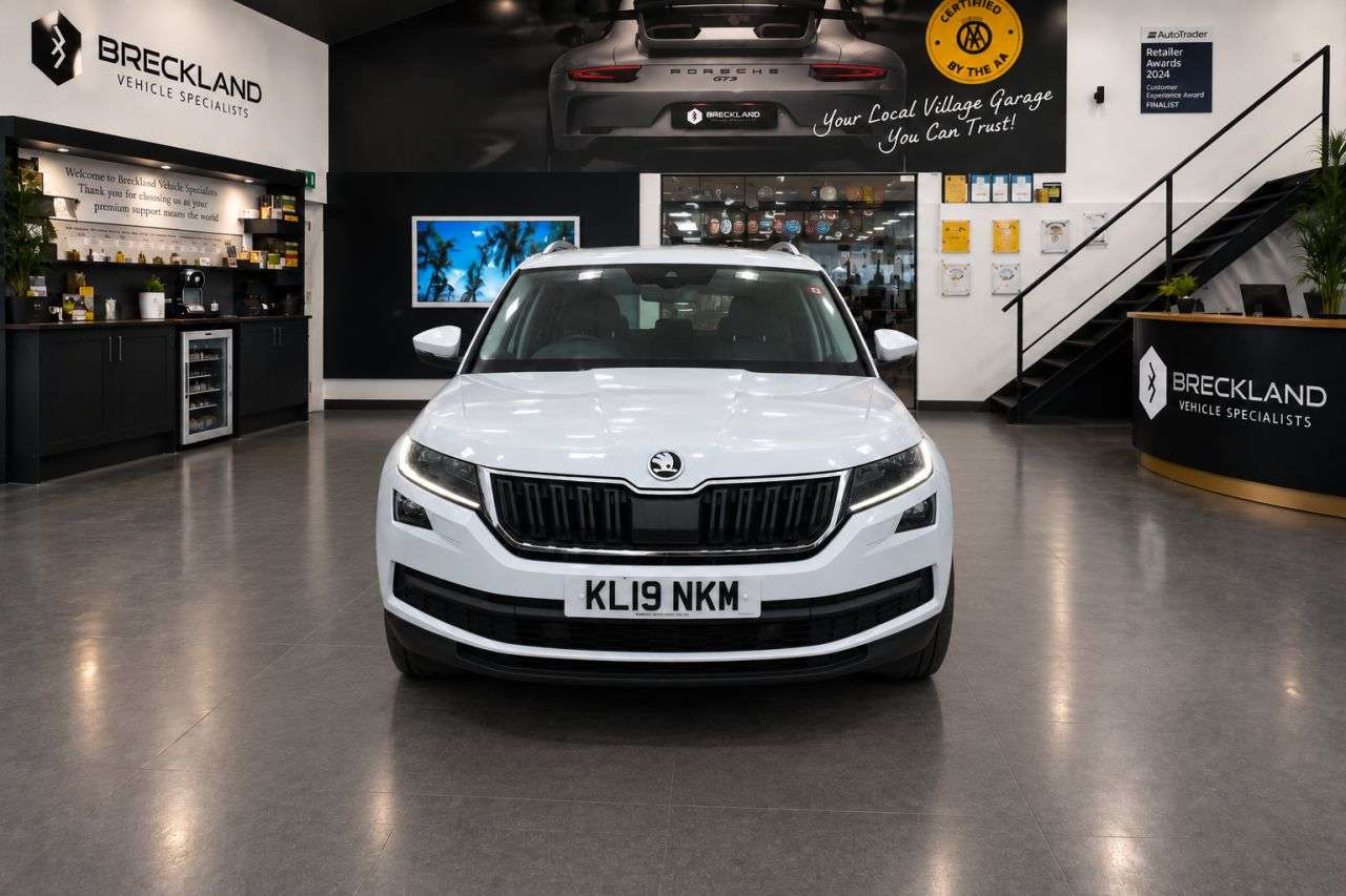 A 2019 SKODA KODIAQ 2.0 TDI Edition SUV 5dr Diesel DSG 4WD Euro 6 (s/s) (7 Seat) (150 ps) ***12 A 2019 SKODA KODIAQ 2.0 TDI Edition SUV 5dr Diesel DSG 4WD Euro 6 (s/s) (7 Seat) (150 ps) ***12