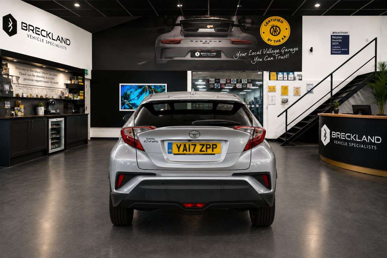 2017 TOYOTA C-HR 2017 TOYOTA C-HR