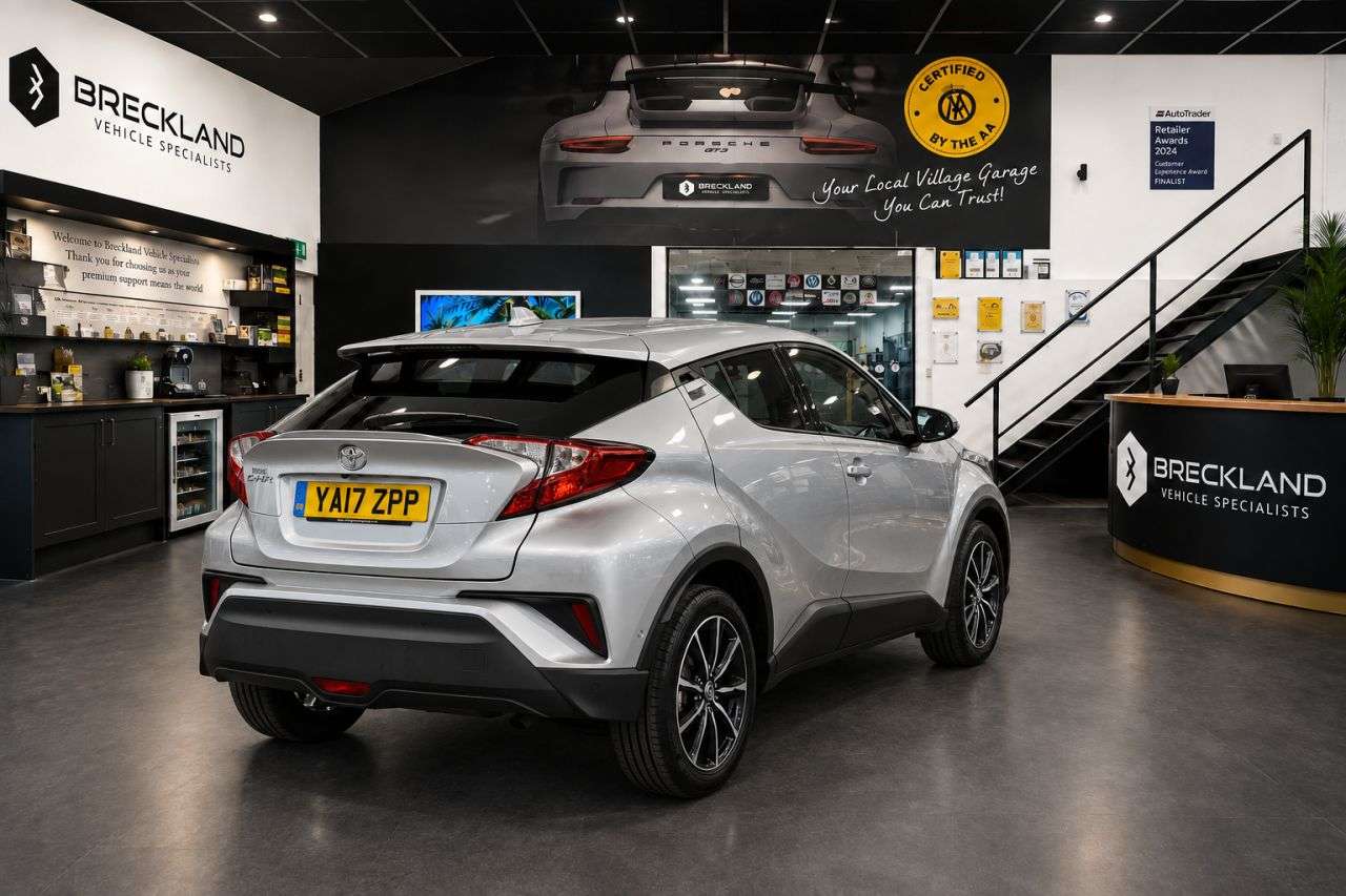 2017 TOYOTA C-HR 2017 TOYOTA C-HR