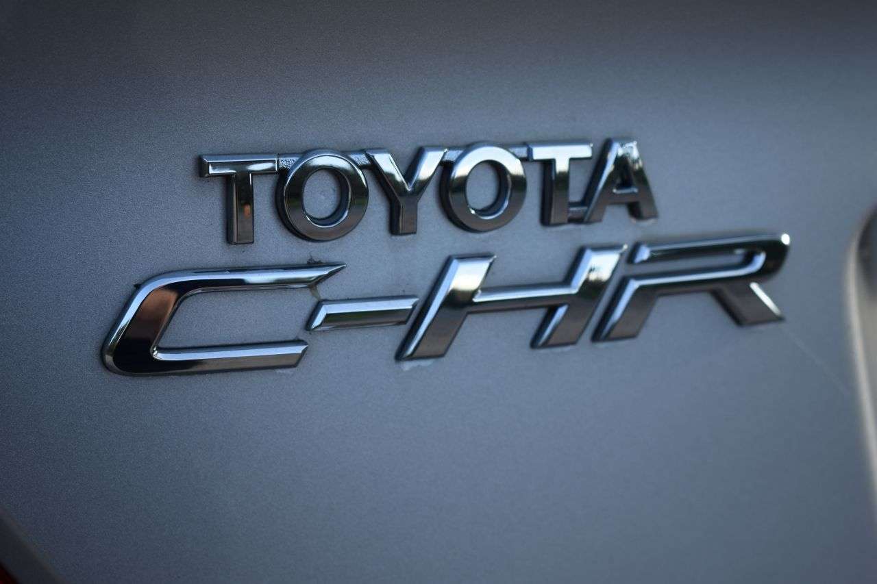 2017 TOYOTA C-HR 2017 TOYOTA C-HR