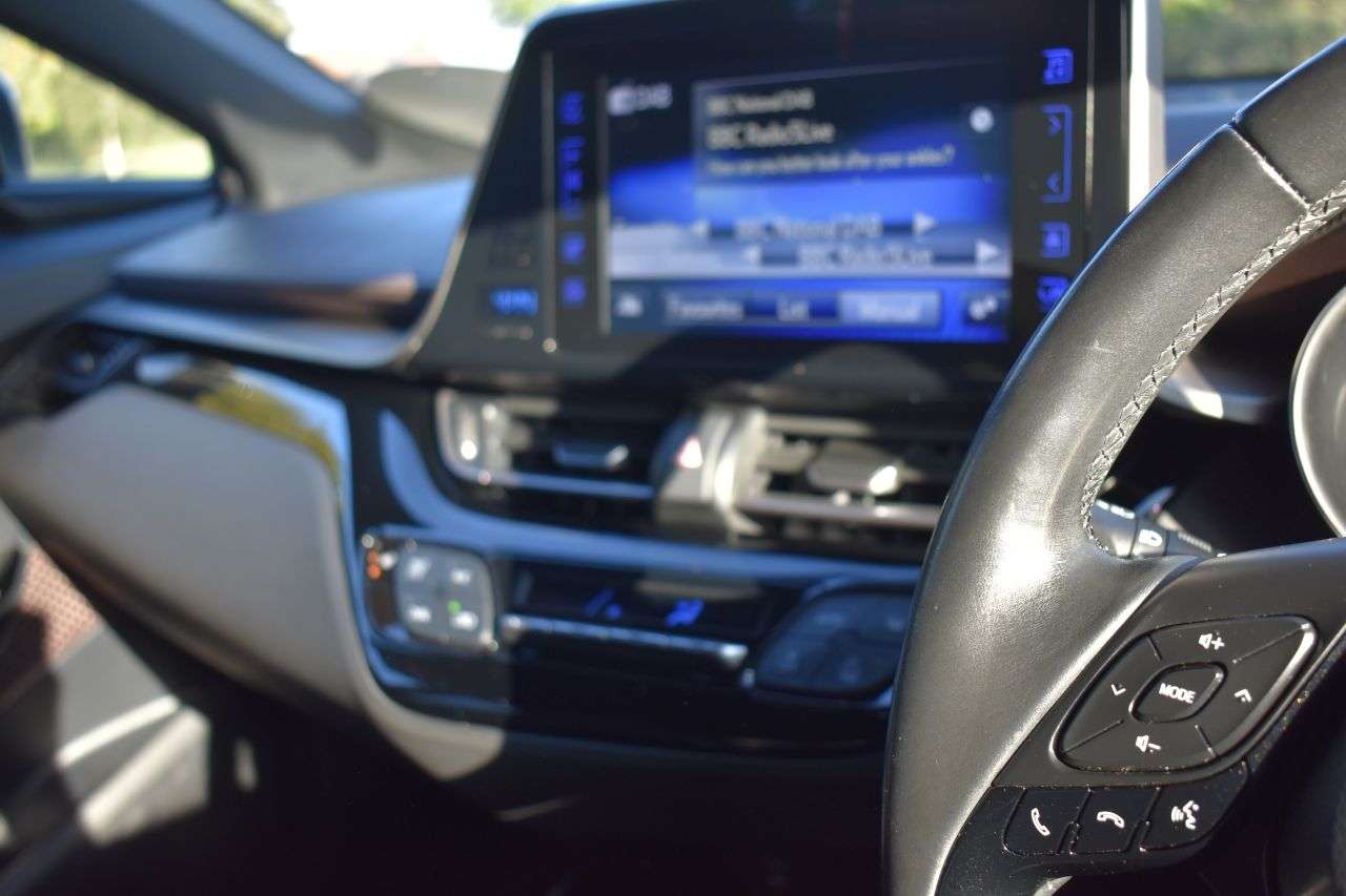 2017 TOYOTA C-HR 2017 TOYOTA C-HR