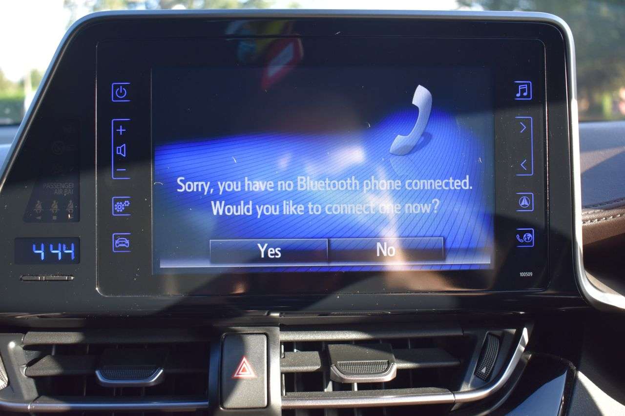 2017 TOYOTA C-HR 2017 TOYOTA C-HR