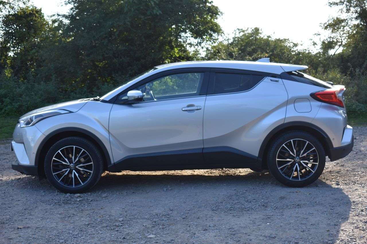 2017 TOYOTA C-HR 2017 TOYOTA C-HR