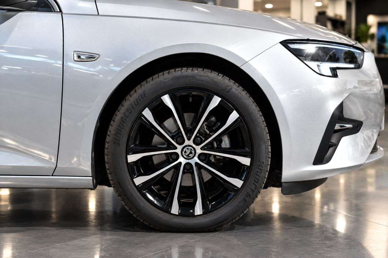 A 2022 VAUXHALL INSIGNIA 1.5 Turbo D Design Grand Sport 5dr Diesel Manual Euro 6 (s/s) (122 ps) ***L A 2022 VAUXHALL INSIGNIA 1.5 Turbo D Design Grand Sport 5dr Diesel Manual Euro 6 (s/s) (122 ps) ***L