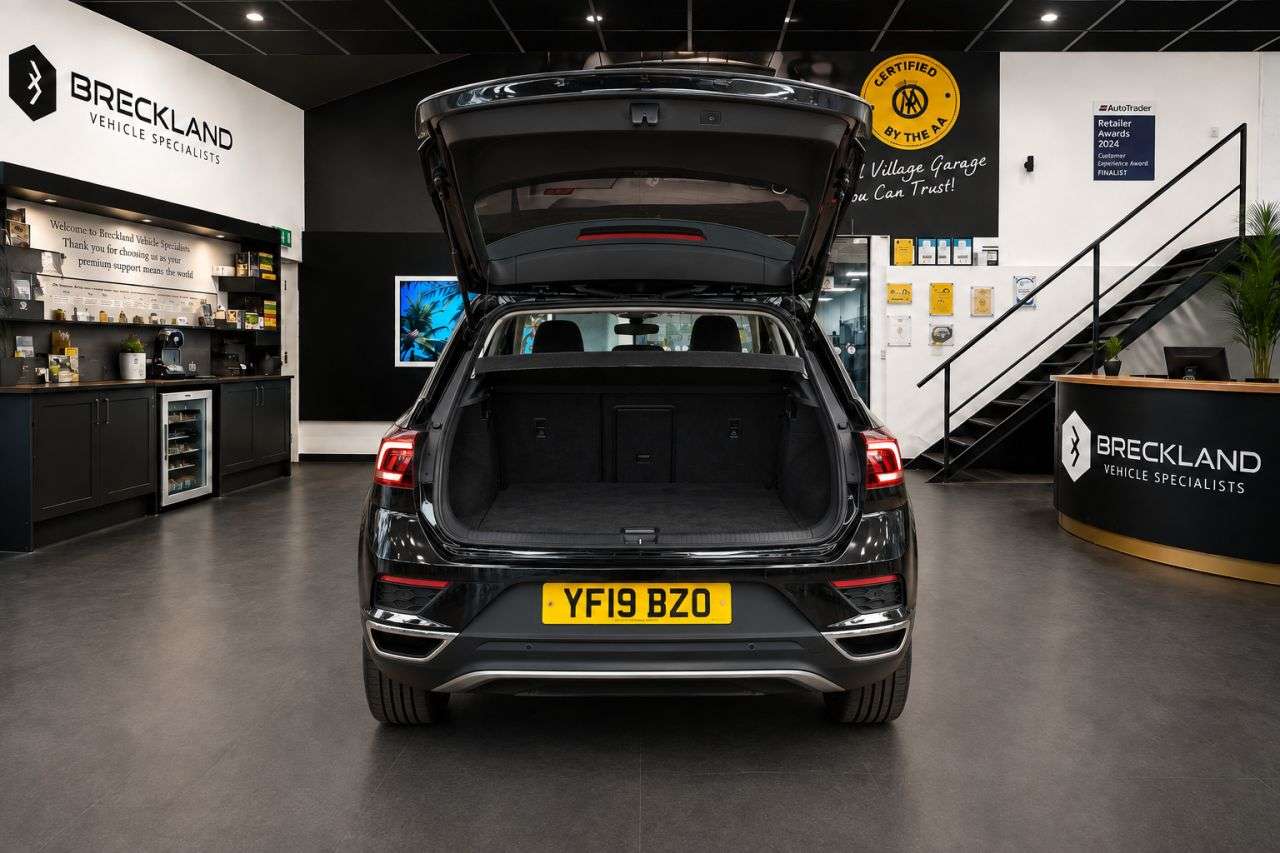 2019 VOLKSWAGEN T-ROC 2019 VOLKSWAGEN T-ROC