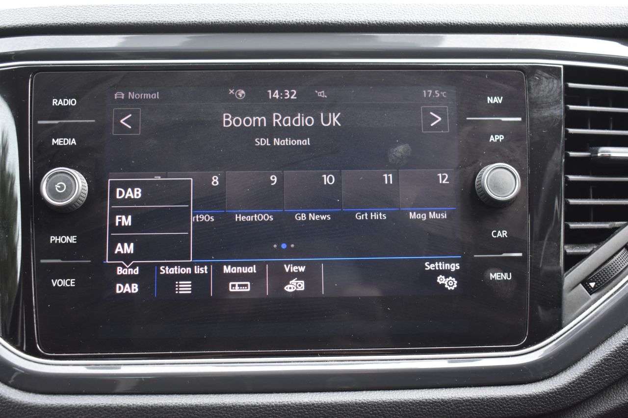 2019 VOLKSWAGEN T-ROC 2019 VOLKSWAGEN T-ROC